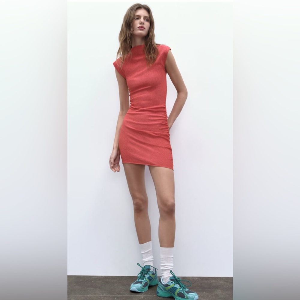 NWT ZARA SHORT DREES - Picture 2 of 7